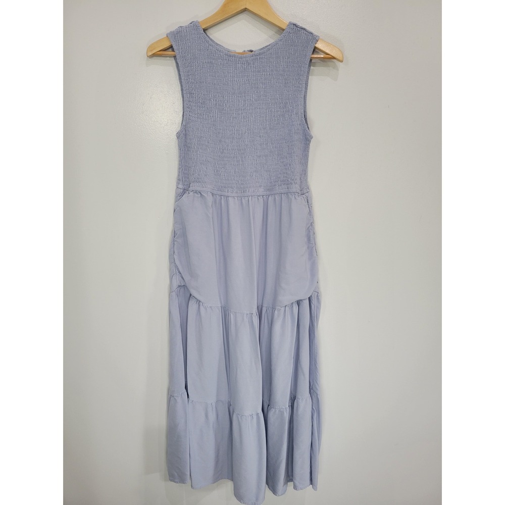 Sleeveless Light Lavender Midi Dress - Brand Not Visible